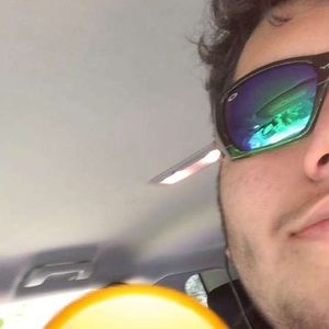 Meet your Posher, Josue